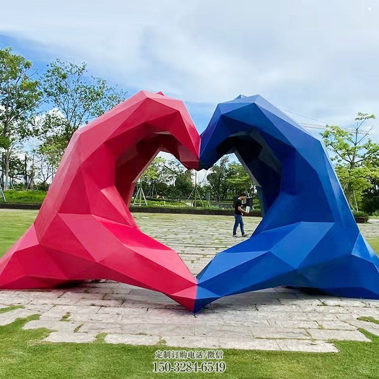 桃心雕塑供求,白钢构件,彩色不锈钢桃心雕塑观赏型 桃心雕塑供求,白钢构件,彩色不锈钢桃心雕塑观赏型